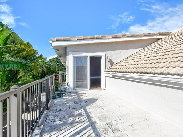 23352 Lago Mar Circle, Boca Raton FL 33433