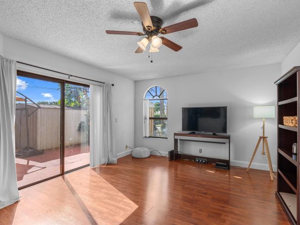 4145 Village Drive D, Delray Beach FL 33445