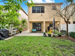 805 NE 191st St, Miami FL 33179