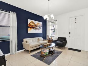 805 NE 191st St, Miami FL 33179