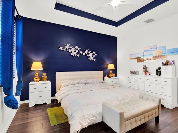 805 NE 191st St, Miami FL 33179