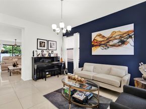 805 NE 191st St, Miami FL 33179