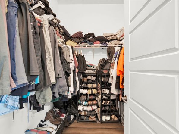 805 NE 191st St, Miami FL 33179