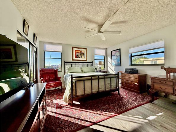 2112 S Cypress Bend Dr 508, Pompano Beach FL 33069