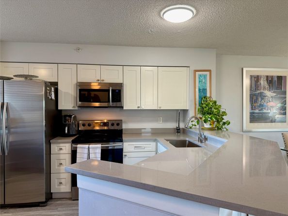 2112 S Cypress Bend Dr 508, Pompano Beach FL 33069