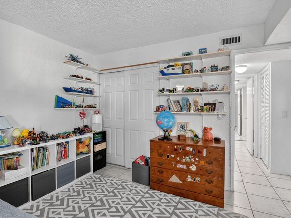 5650 Camino Del Sol 106, Boca Raton FL 33433