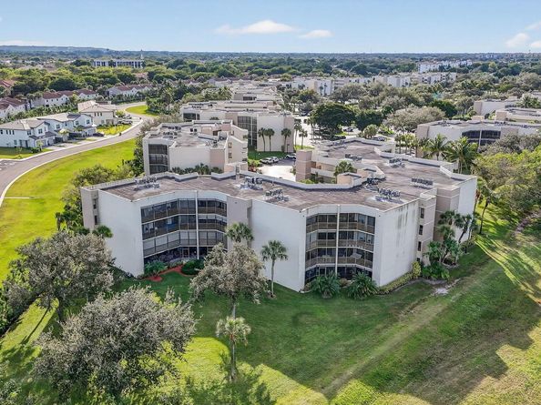 5650 Camino Del Sol 106, Boca Raton FL 33433