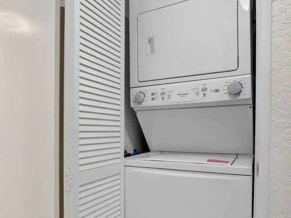 5650 Camino Del Sol 106, Boca Raton FL 33433