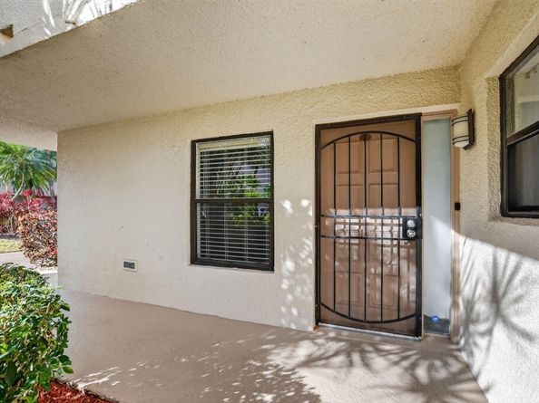 5650 Camino Del Sol 106, Boca Raton FL 33433