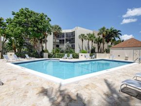 5650 Camino Del Sol 106, Boca Raton FL 33433