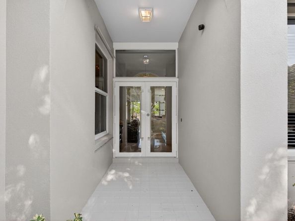 1245 Owl Pointe Circle, West Palm Beach FL 33409