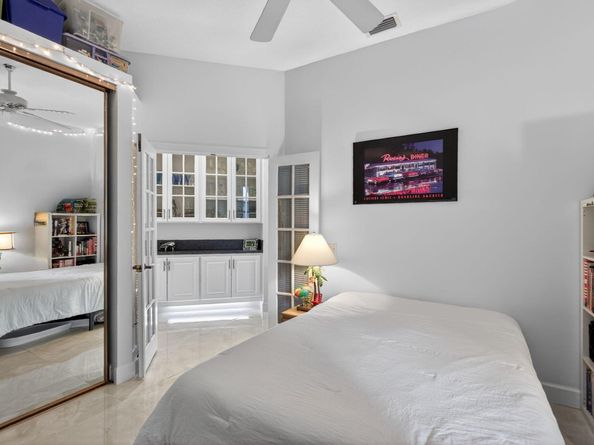 1245 Owl Pointe Circle, West Palm Beach FL 33409