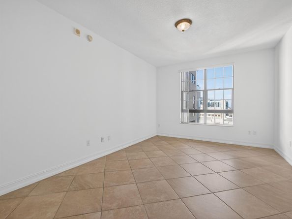 701 S Olive Avenue 1027, West Palm Beach FL 33401