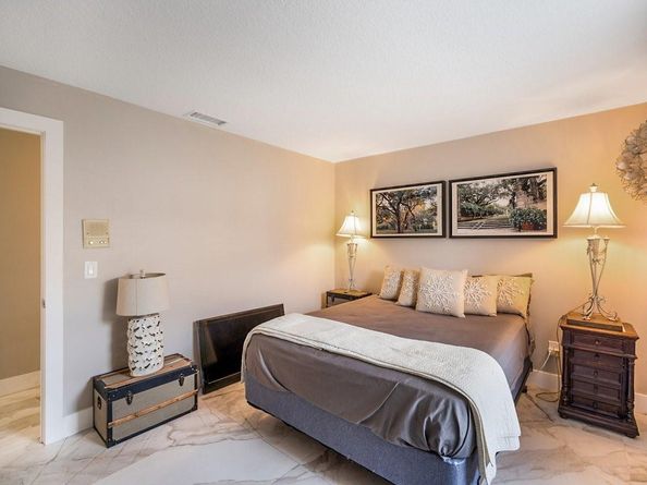 1558 Grantham Dr, Wellington FL 33414