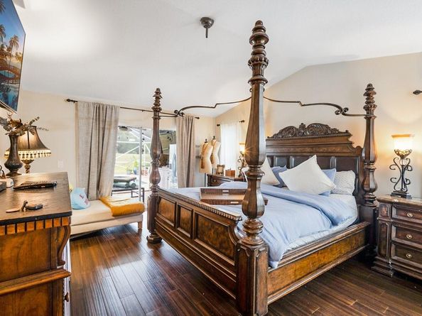 1558 Grantham Dr, Wellington FL 33414