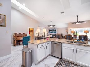 1558 Grantham Dr, Wellington FL 33414