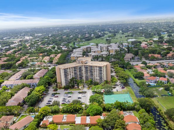 10777 W Sample Road 719, Coral Springs FL 33065