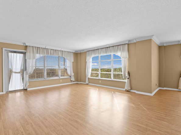 10777 W Sample Road 719, Coral Springs FL 33065