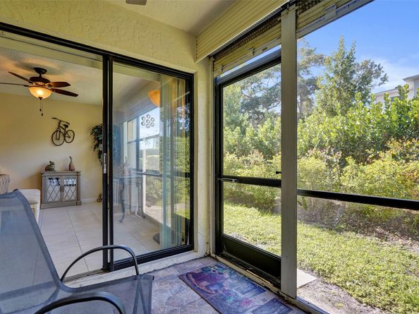 7689 Tahiti Ln 104, Lake Worth FL 33467