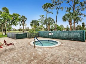 7689 Tahiti Ln 104, Lake Worth FL 33467