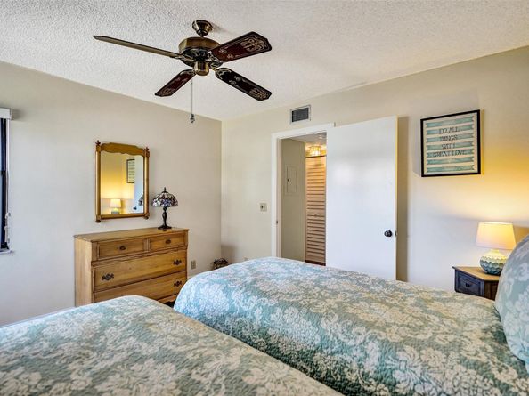 7689 Tahiti Ln 104, Lake Worth FL 33467