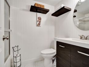 7689 Tahiti Ln 104, Lake Worth FL 33467