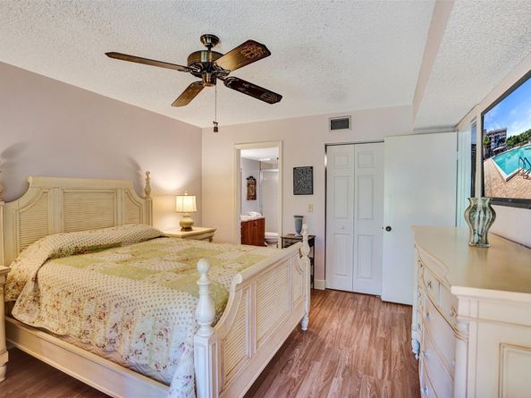 7689 Tahiti Ln 104, Lake Worth FL 33467