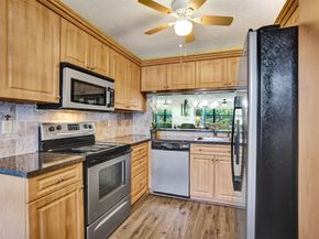 7689 Tahiti Ln 104, Lake Worth FL 33467