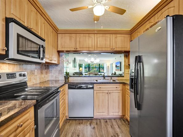 7689 Tahiti Ln 104, Lake Worth FL 33467