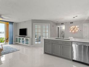 180 Yacht Club Way 102, Hypoluxo FL 33462