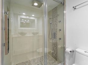 180 Yacht Club Way 102, Hypoluxo FL 33462