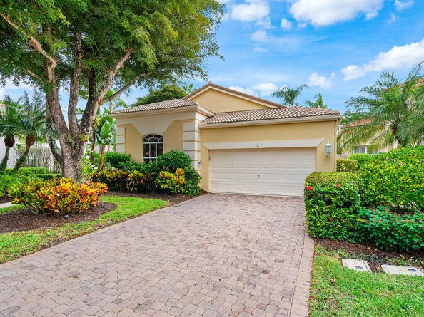 131 Sunset Bay Drive, Palm Beach Gardens FL 33418