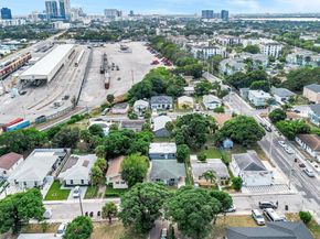 728 20th St, West Palm Beach FL 33407