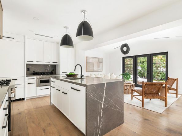 352 Palmetto Street, West Palm Beach FL 33405