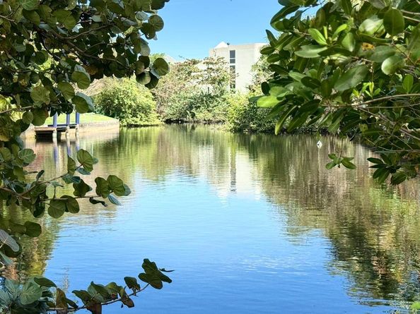 2008 NW 10th Avenue, Fort Lauderdale FL 33311