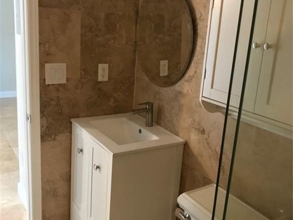 1470 N Dixie Hwy 11, Fort Lauderdale FL 33304