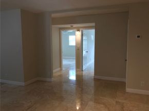 1470 N Dixie Hwy 11, Fort Lauderdale FL 33304