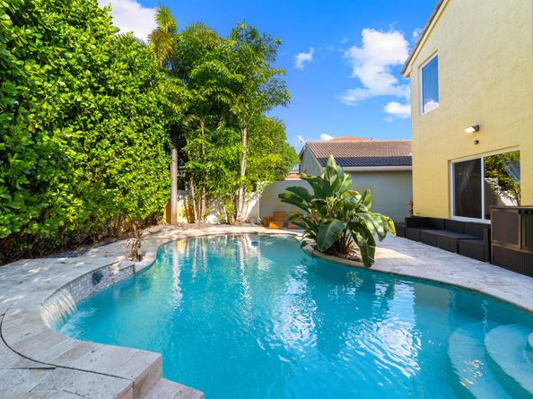 5093 Saturn Ring Court, Greenacres FL 33463