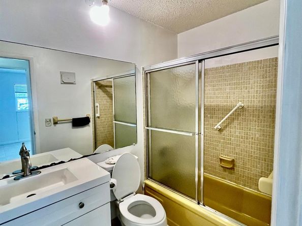 101 Leisure Lake Circle 109, Boynton Beach FL 33426