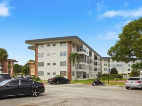 2991 NW 46 Avenue 410, Lauderdale Lakes FL 33313