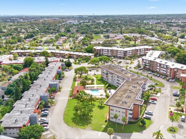 2991 NW 46 Avenue 410, Lauderdale Lakes FL 33313