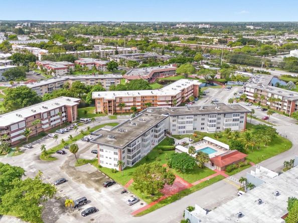 2991 NW 46 Avenue 410, Lauderdale Lakes FL 33313