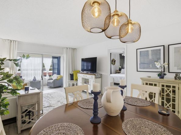 2991 NW 46 Avenue 410, Lauderdale Lakes FL 33313