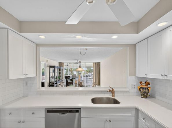 985 SE 19 Ave 204, Deerfield Beach FL 33441