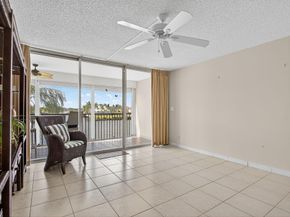 985 SE 19 Ave 204, Deerfield Beach FL 33441