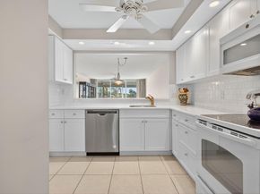 985 SE 19 Ave 204, Deerfield Beach FL 33441