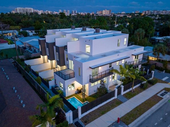 1220 NE 15th Avenue, Fort Lauderdale FL 33304