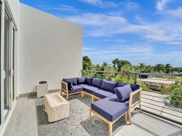 1220 NE 15th Avenue, Fort Lauderdale FL 33304