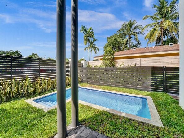 1220 NE 15th Avenue, Fort Lauderdale FL 33304