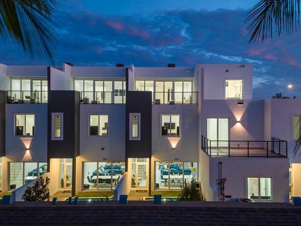 1220 NE 15th Avenue, Fort Lauderdale FL 33304